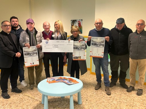 Omegna, 19esima edizione del calendario del Cai tra vette locali e montagne lontane Omegna, 19esima edizione del calendario del Cai tra vette locali e montagne lontane