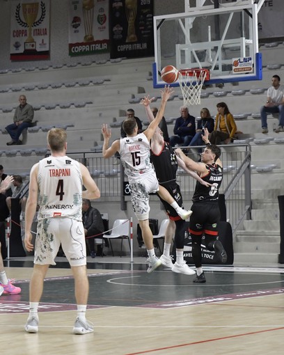 Fulgor, vittoria al cardiopalma: Vicenza battuta 76-75 sulla sirena