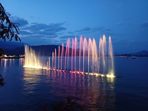 Oltre tremila spettatori per il debutto dell’edizione 2025 di Baveno e Feriolo d'Incanto
