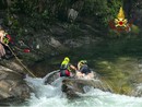 Scivola nel fiume San Bernardino e viene trascinato dalla corrente: salvato un 32enne Scivola nel fiume San Bernardino e viene trascinato dalla corrente: salvato un 32enne