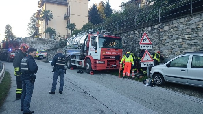 Baveno, è Andrea Rampinelli la vittima dell'incidente sul lavoro: lascia la moglie e tre figlie