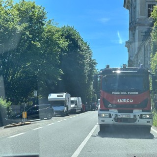 Scontro frontale sulla statale del lago Maggiore: nessun ferito VIDEO