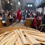 Omegna, settanta bambini alla benedizione degli zainetti FOTO