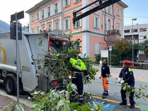 Omegna, pulizia straordinaria del rio San Rocco