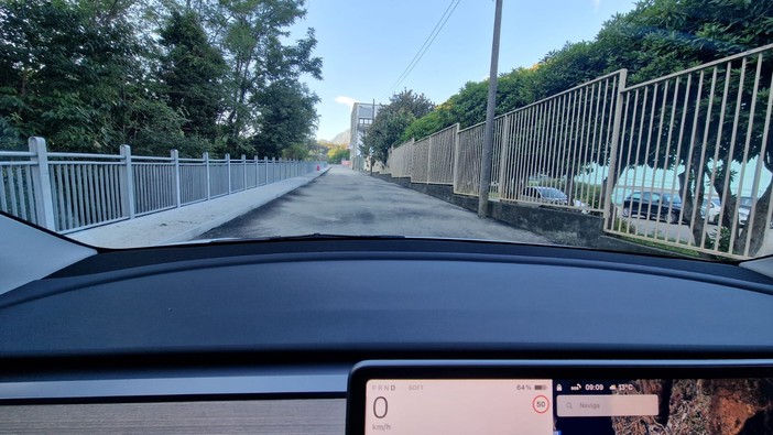 Riapre via Bariselli dopo nove mesi di lavori: la Valstrona torna collegata a Crusinallo Riapre via Bariselli dopo nove mesi di lavori: la Valstrona torna collegata a Crusinallo