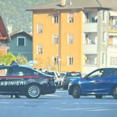 L'intervento dei Carabinieri nel rione Cappuccina martedì pomeriggio L'intervento dei Carabinieri nel rione Cappuccina martedì pomeriggio