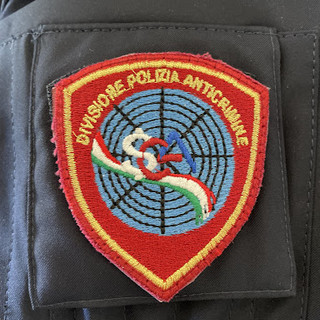 Furti sul Lago Maggiore: quattro sudamericani banditi dalla Questura