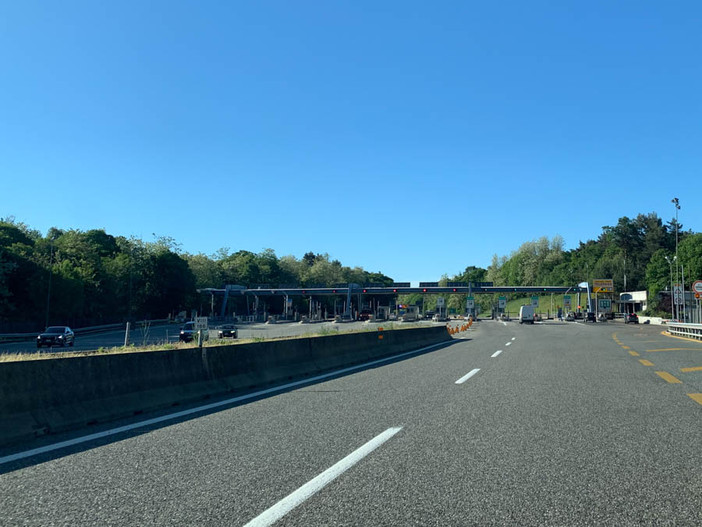 A26, chiusura notturna tra Baveno e Arona per lavori alle gallerie