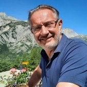 Viva i negozi di vicinato Viva i negozi di vicinato