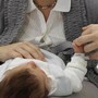 Bonus mamme lavoratrici: fino a 480 euro per chi ha redditi sotto i 40mila euro