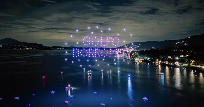 "Baveno e Feriolo d'Incanto" entra nel vivo: luci, droni e fontane sul Lago Maggiore "Baveno e Feriolo d'Incanto" entra nel vivo: luci, droni e fontane sul Lago Maggiore