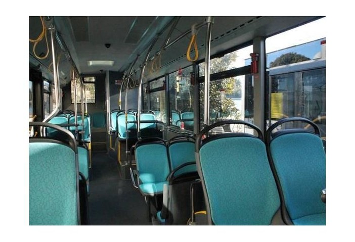 Verbania, il POS sugli autobus non è ancora attivo: interrogazione del PD