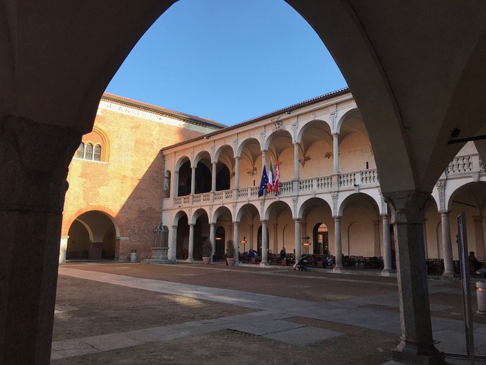 Il Broletto di Novara Il Broletto di Novara