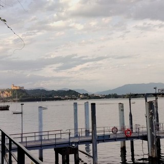 Ad Arona la presentazione del 'Battello di pace'