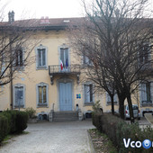 Con il "Gruppo di lettura filosofico" alla scoperta della fisica quantistica Con il "Gruppo di lettura filosofico" alla scoperta della fisica quantistica