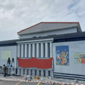 Alla fine la scuola di Bèe è rimasta aperta