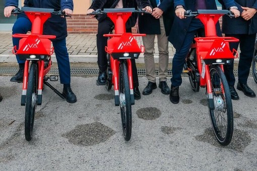 Piste ciclabili, la polemica continua