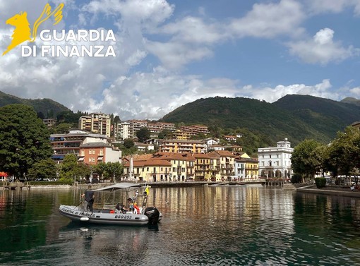 Lago d’Orta, Guardia di Finanza sequestra un natante svizzero per violazioni doganali