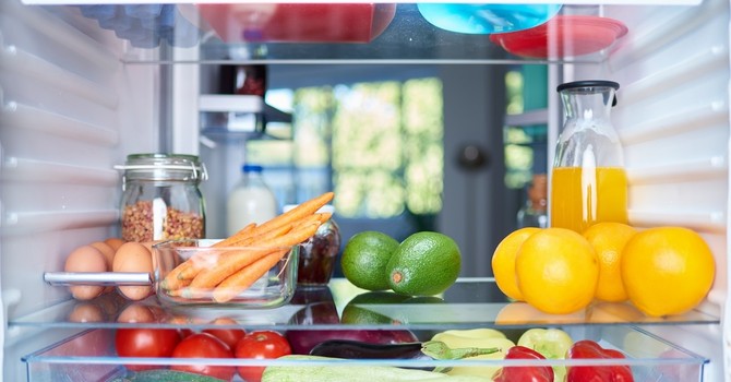Estate e sicurezza alimentare: i gesti che proteggono la salute Estate e sicurezza alimentare: i gesti che proteggono la salute