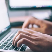 Truffa delle fatture elettroniche, attenzione alle false Pec: allegati e link possono nascondere malware Truffa delle fatture elettroniche, attenzione alle false Pec: allegati e link possono nascondere malware