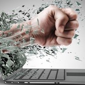 "Io sono informato": a Casale Corte Cerro un incontro su cyberbullismo e sicurezza in rete