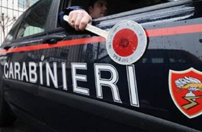 Oggebbio, alla guida ubriaco causa un incidente stradale: denunciato