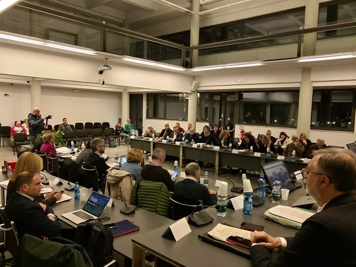 I quattro consiglieri "dissidenti" di Verbania Futura: "Rimaniamo in maggioranza"