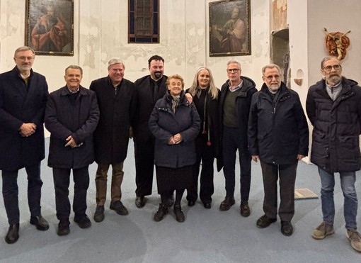 Damiano Colombo è il nuovo direttore artistico del Comitato Santa Marta Damiano Colombo è il nuovo direttore artistico del Comitato Santa Marta