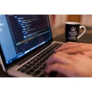 Navigare in sicurezza: un corso gratuito per difendersi dalle truffe online