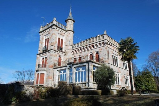 Una immagine del castello di Miasino