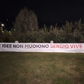 CasaPound, striscione sul lungolago per Ramelli: “Le idee non muoiono, Sergio vive”