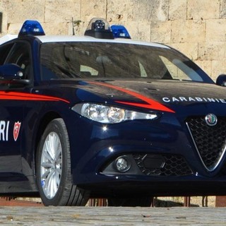 Fugge a un controllo e aggredisce un carabiniere: arrestato un 24enne a Verbania