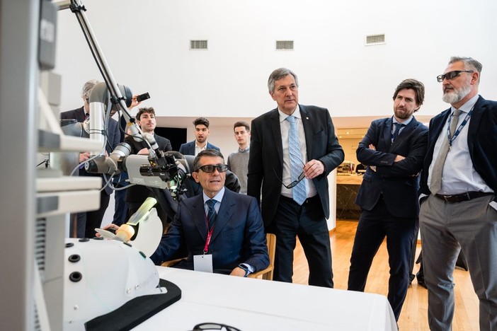 Chirurgia robotica: Piemonte all’avanguardia nella tecnologia sanitaria