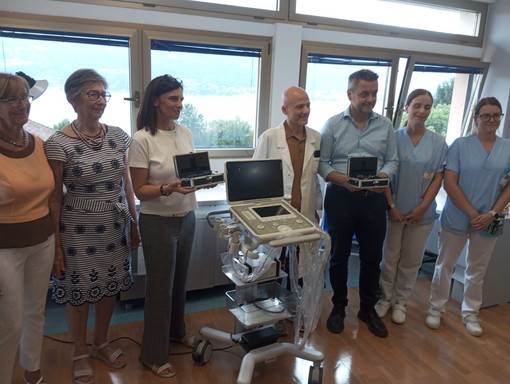 Dall'associazione AmaRene un'importante donazione al reparto di nefrologia del Castelli