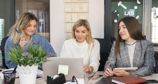 &quot;Donne nei cda&quot;: al via il nuovo corso dedicato all'imprenditoria femminile