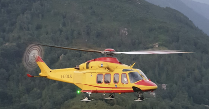 Incidente sul lago d'Orta, scontro tra un motoscafo e un Sup: ferito un turista Incidente sul lago d'Orta, scontro tra un motoscafo e un Sup: ferito un turista