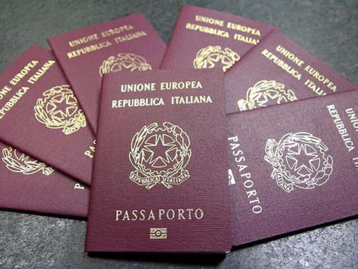 Passaporti, stop al pagamento con bollettino postale: come richiederlo