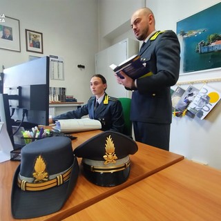 Vincite online per 11 milioni di euro, ma percepivano i sussidi: 22 persone denunciate VIDEO