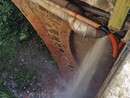 Guasto alla rete idrica, chiuso per una sera il ponte tra via De Angeli e la Vallestrona