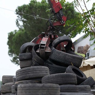 In Piemonte raccolte oltre 11.170 tonnellate di pneumatici usati nel 2023: sono pari a 284 km di asfalto