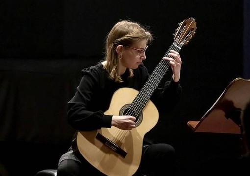 A Belgirate il dialogo tra chitarra e violoncello con Marina Moro e Aurora Sciammetta