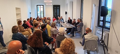 Verbania, a LetterAltura l’ultimo appuntamento di “Dialogo con tè”