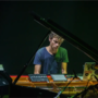 Dal Barocco alla techno: questa sera il concerto di Francesco Tristano tra pianoforte ed elettronica