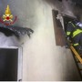 Incendio in un'abitazione a Verbania: intervento dei vigili del fuoco