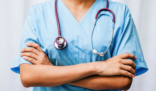 Nursind: "Per la campagna vaccinale servono più infermieri"