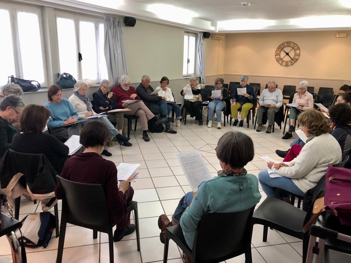 A Cicogna una giornata tra lettura e memoria: l’Ostello del Parco intitolato a Franca Olmi A Cicogna una giornata tra lettura e memoria: l’Ostello del Parco intitolato a Franca Olmi