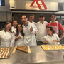 La pasticceria diventa inclusione con "Gust In": sei ragazzi speciali al lavoro per lanciare una start-up La pasticceria diventa inclusione con "Gust In": sei ragazzi speciali al lavoro per lanciare una start-up