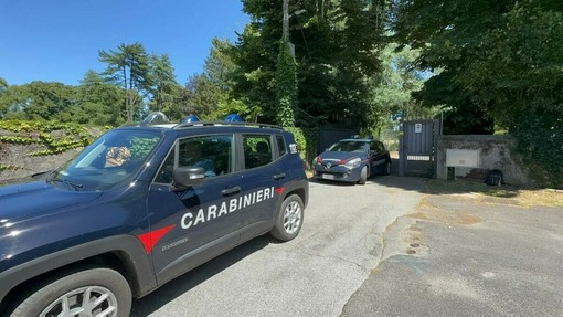 Le verifiche dei carabinieri dopo la tragedia Le verifiche dei carabinieri dopo la tragedia