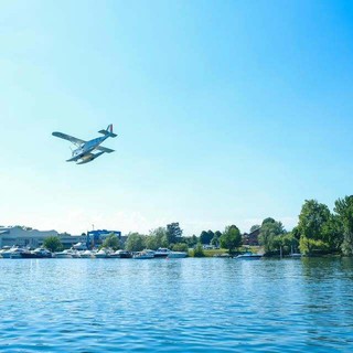 Anche il lago Maggiore protagonista del Giro d’Italia in idrovolante