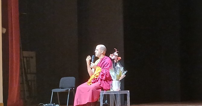“Ci vuole coraggio per amare": Lama Michel Rinpoche a Verbania per presentare il nuovo libro “Ci vuole coraggio per amare": Lama Michel Rinpoche a Verbania per presentare il nuovo libro
